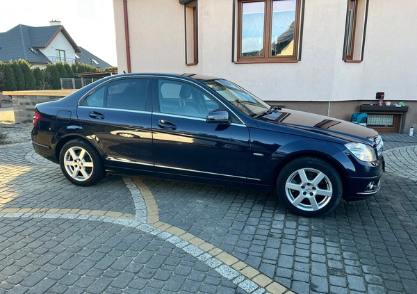 Mercedes-Benz Klasa C cena 28900 przebieg: 276000, rok produkcji 2010 z Działoszyn małe 137